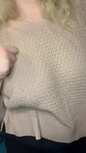 Babe fell asleep so made my first titty drop 💕⛄️❄️💧