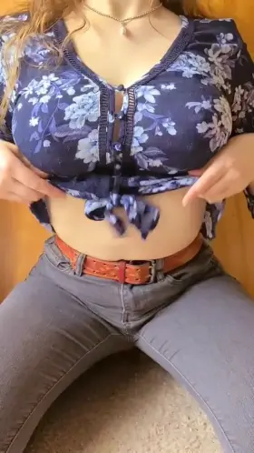 Natural Tits 🍑 ( free album in the comment)