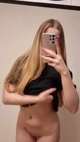 Smallest titty drop🍒