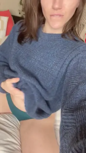 Oops, my sweater’s in the way, lemme fix that 😉