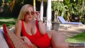 Savannah Bond takes it in the ass