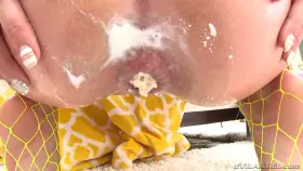 Kelsi Monroe's anal butter and cupcake fun 5: shitting out the cupcake and getting butter up her ass again