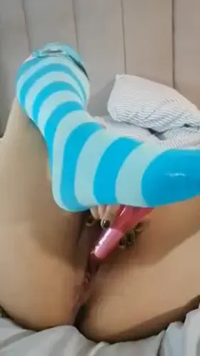 Using my dildo to get wet before I get fuck is the best 🥵🥵🥵🥵🥵