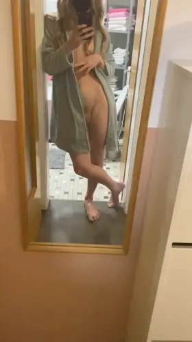 Taking a bath now wanna join 💕