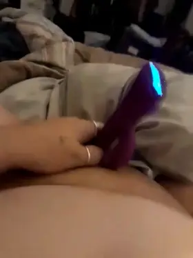 pillow, toy & my sexy moans = happy hump day 😘😋[41][oc]