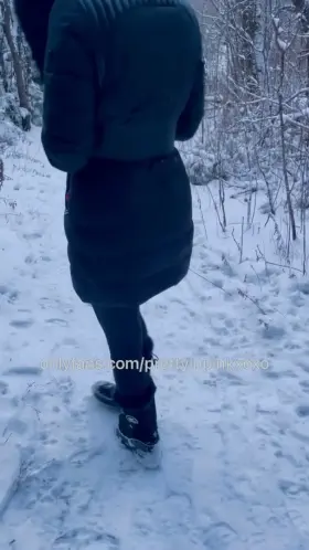 Baby it’s cold outside 🥶😈