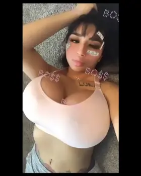 Hot on the couch 😏