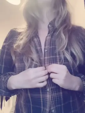 Who here likes big British boobs?