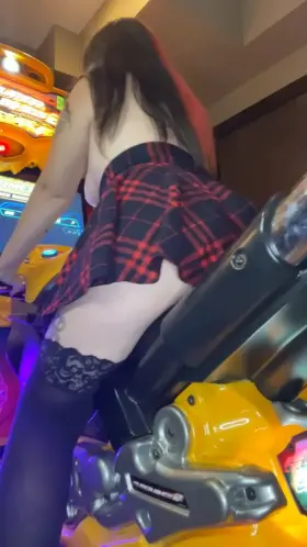 I brought my own toy to the arcade