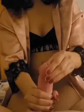 Who else wants a handjob from my soft hands?