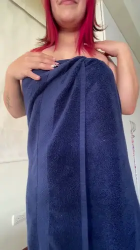 Ops.. my towel felt, here are my tits [gif]
