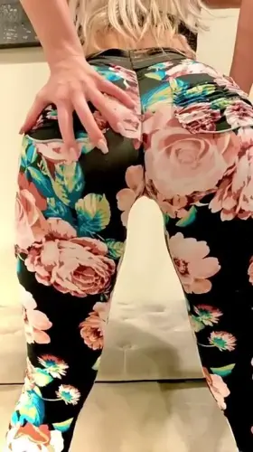 Ass is phat and I don't care 😛