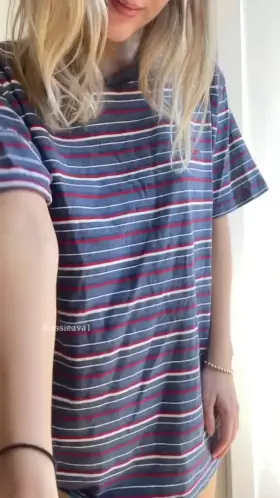 I heard you like tiny Aussie girls?