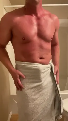 [42] Towel Drop Tuesday - Morning Wood Edition