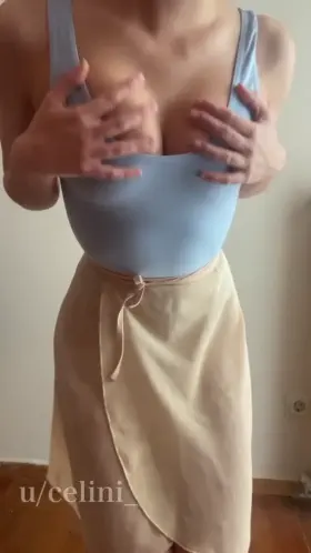 Pull my ballet leotard on the side, and fuck me? 🩰