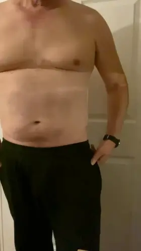 My dad body on a Sunday evening 😊(54)