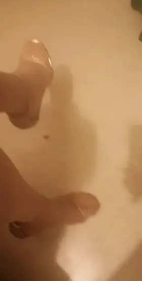 im feeling so girly i need a bf to please