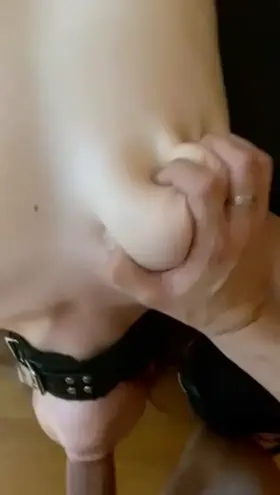First time trying his dick, it’s just delicious >.<