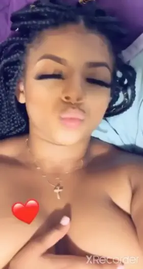 Baddie😍👅💦 (Get Her 9GB Folder in Comment)👇👇