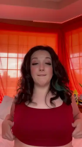 They aren’t the biggest... but they still bounce 👉🏻👈🏻