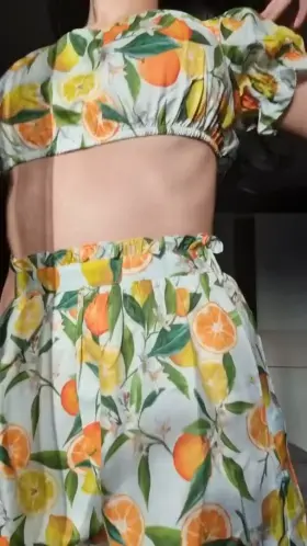 Can I serve you some oranges?