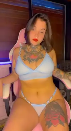 Just stay there, good boy, I will smother all your face with them