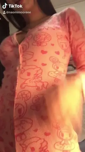 Little nip slip ☺️