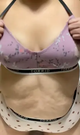 Some jiggles for Titty Tuesday