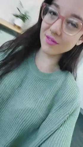 The receptionist thought so too..