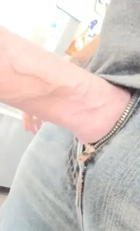 Showing off my massive fat cock 😈🍆