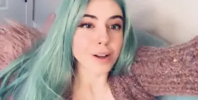 Hope it's okay if I show off my pussy here