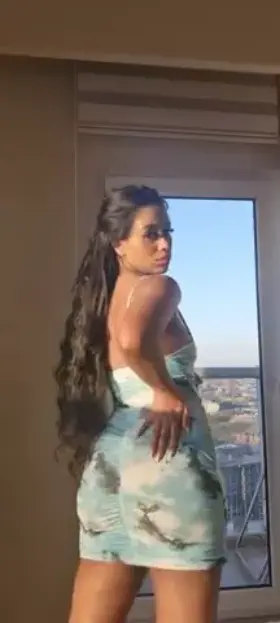 Easy access no panties