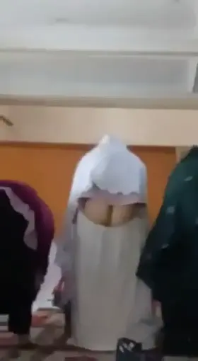 When slut goes to mosque🕌