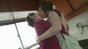 [MMNA-017] Yui Hatano and Aki Sasaki