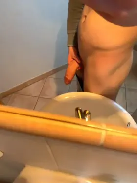 Ps im into older men