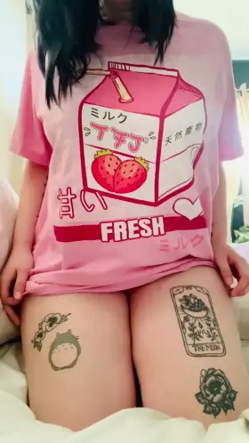 [oc] Can you guess my favorite color? 🌸