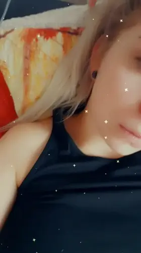 new year new me. Would you like to fuck me for a good start in 2022?