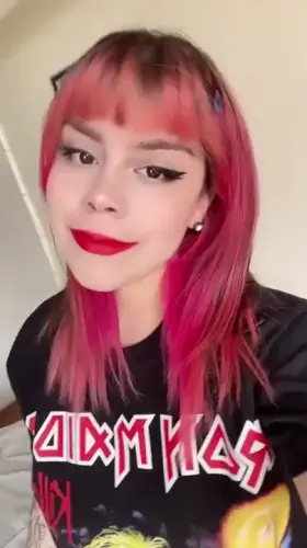 First post! Would you let me put my pussy in your mouth on the first date?