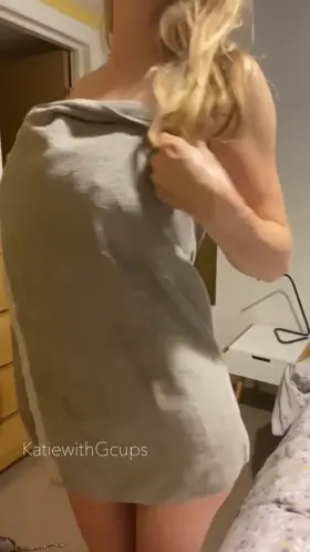 Donât get scared. Itâs just G cups!