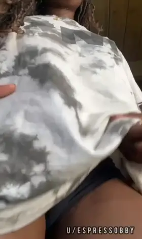 Wanna watch my tits bounce while i ride it?