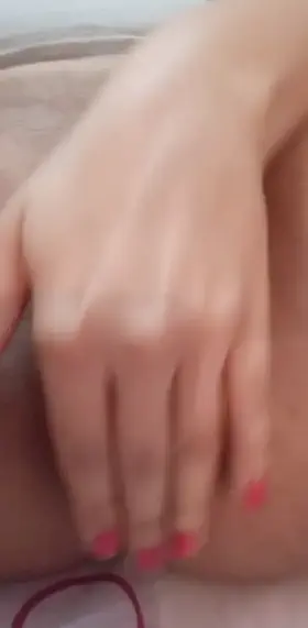 so horny rn, pls eat me out I'm aching