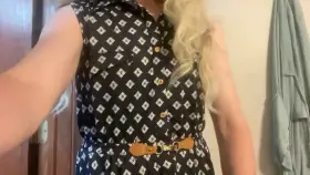 34 MN Sissy looking to someone to take me home to play with.