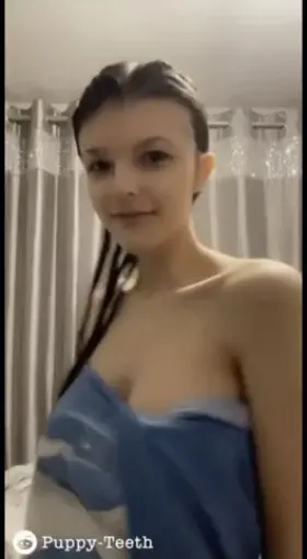 Just got out of the shower n just thought I’d do a towel drop! 💕 (18) (F) (UK)