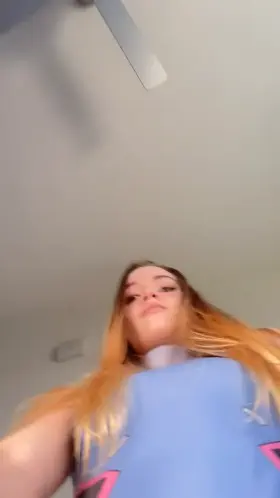 POV: moments before you let a gamer girl sit on your face