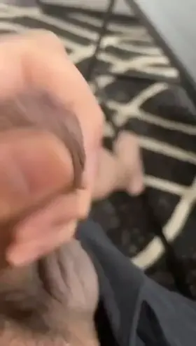 Love cumming to latina milfs