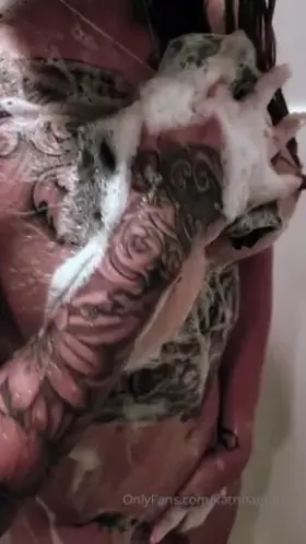 Seesh 🥵🥵 Wet 💦💦