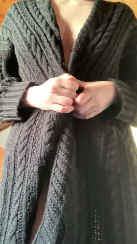 Nerdy girls like me get horny more often than you think!