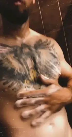 Post workout showers are always so relaxing 🧼