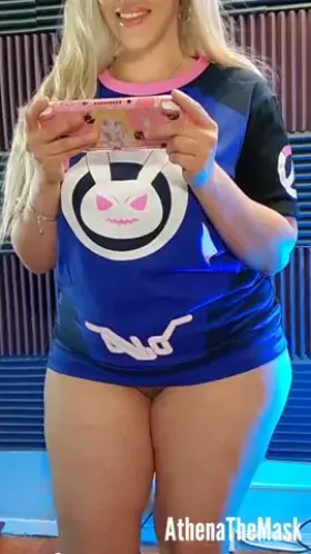 Would you nut in me while I play?