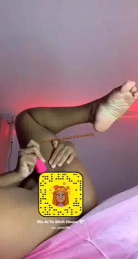 🌸$5 SALE🌸 daily uploads 😍 18 y/o💗 customs✨ fetish/kink friendly ☺️ interactive 💕 toys + b/g + anal 💜 $0 dick rates 😈 300+ pieces of content💓 nude and nasty😈link below